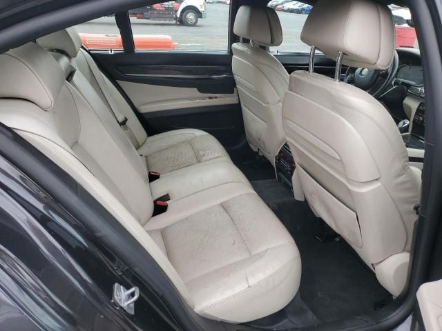 2014 BMW 750 XI