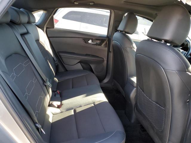 2023 KIA Forte gt Line