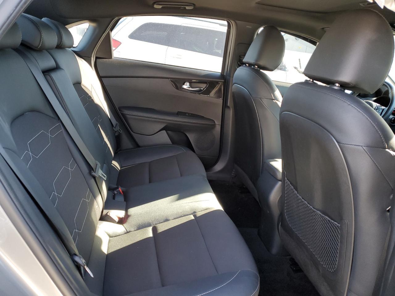 2023 KIA Forte gt Line