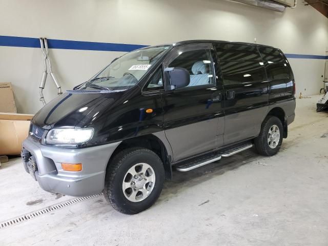 1998 Mitsubishi Delica