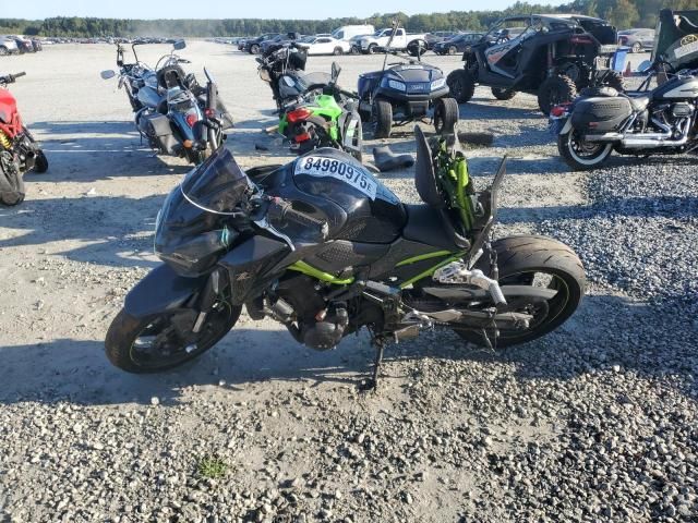 2017 Kawasaki ZR900