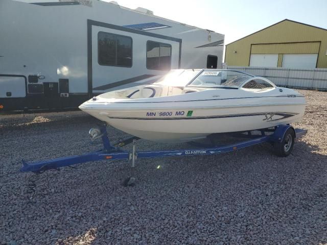 2004 Glastron Boat