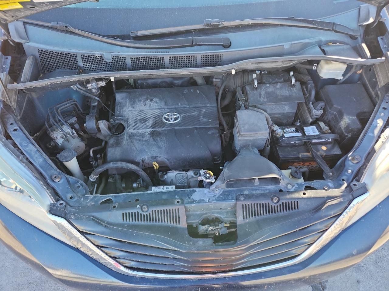 2011 Toyota Sienna le