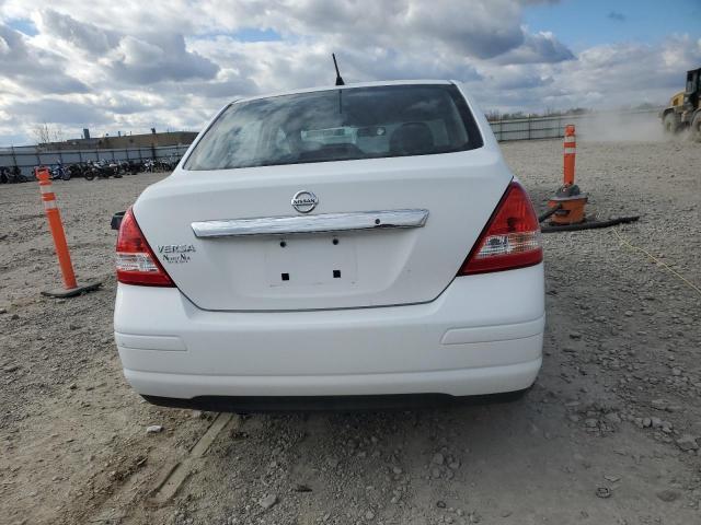 2011 Niss Versa 1.8 s