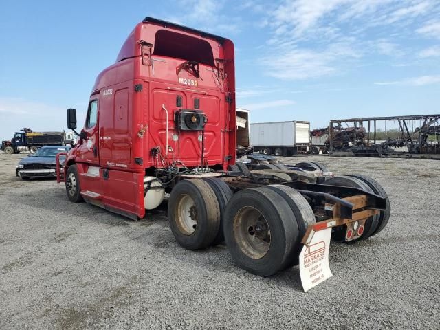 2017 Freightliner Cascadia 1-Semi Truck