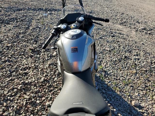 2023 Cf Moto 300SS