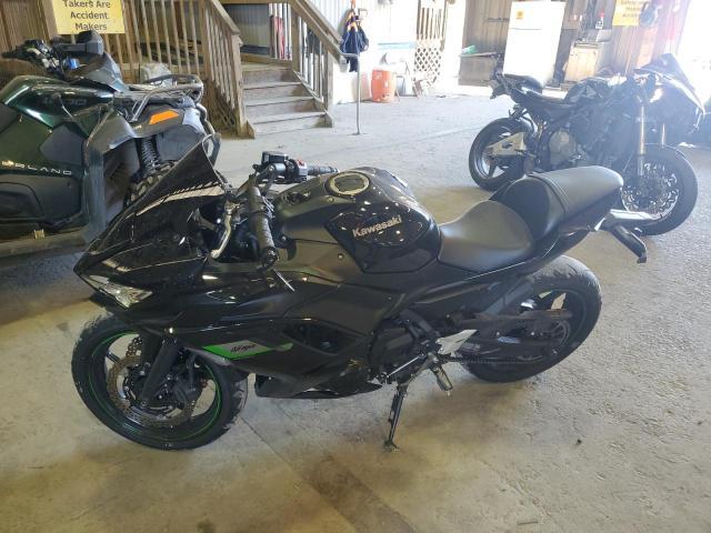 2025 Kawasaki EX650 R