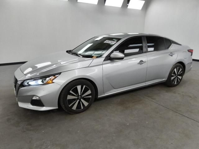 2022 Nissan Altima sv