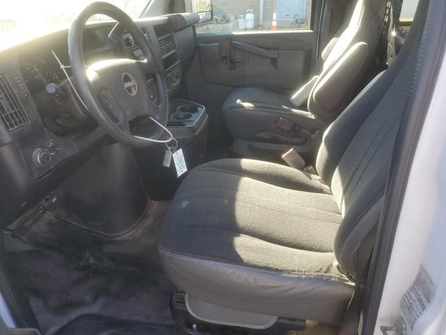 2018 GMC Savana Cargo 2500 13