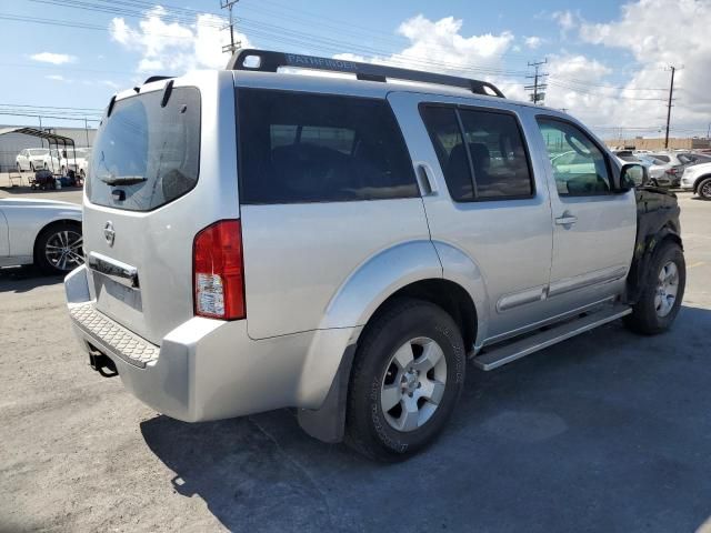 2006 Nissan Pathfinder LE