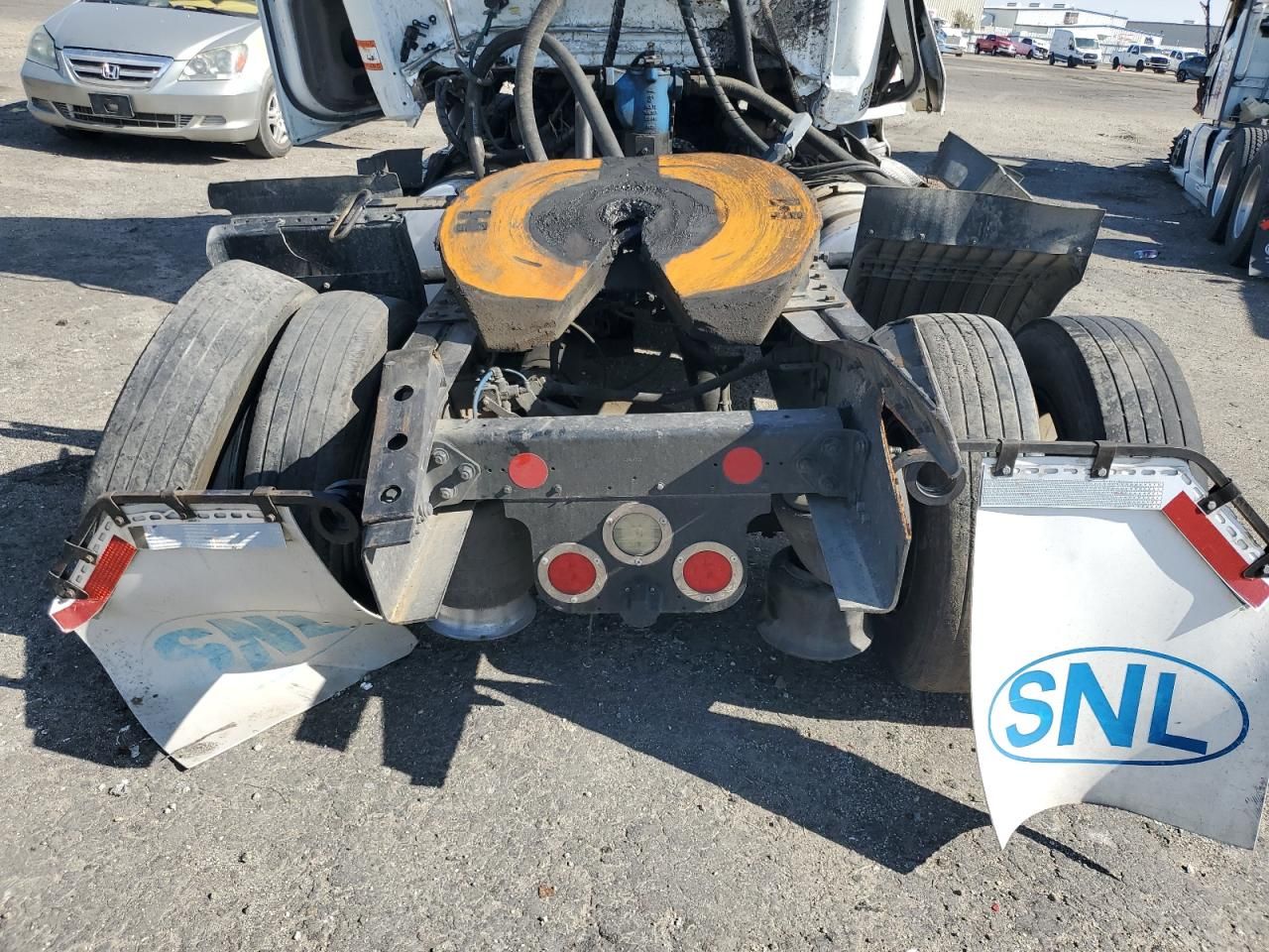 2016 Freightliner Cascadia 125 Semi Truck