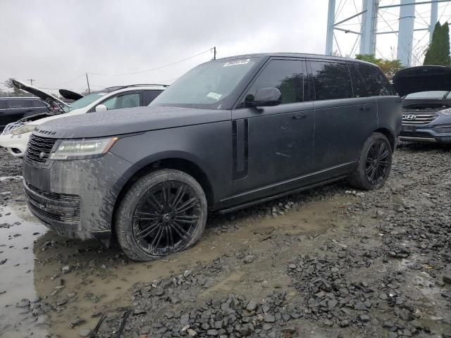 2025 Land Rover Range Rover SE