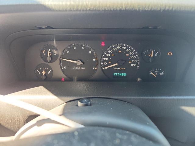 2004 Jeep Grand Cherokee Laredo