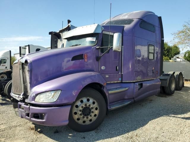 2013 Kenworth Construction T660