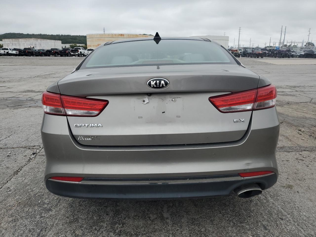 2016 KIA Optima ex