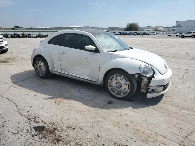 2016 Volkswagen Beetle se