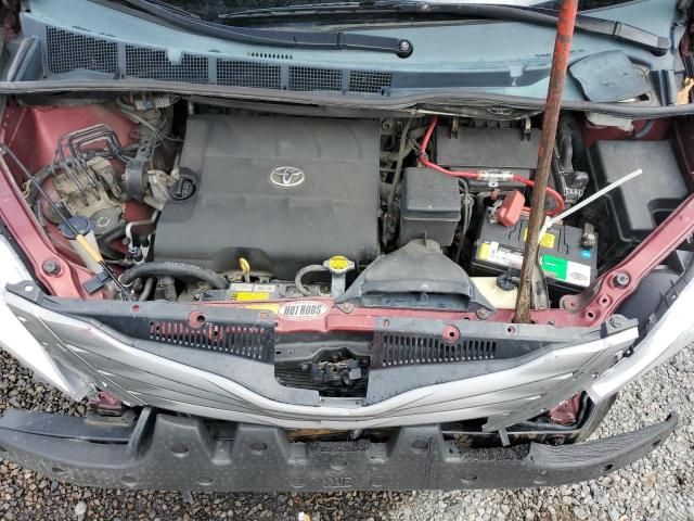 2013 Toyota Sienna XLE