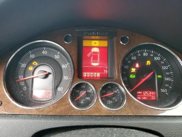 2006 Volkswagen Passat 3.6L Luxury
