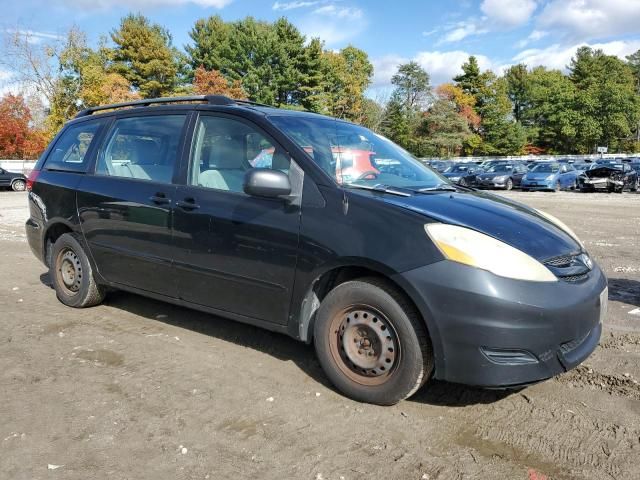 2010 Toyota Sienna CE