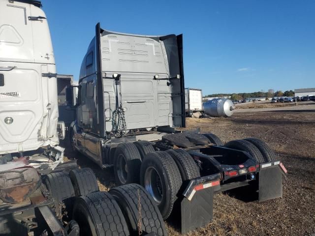 2020 Volvo VNL Semi Truck