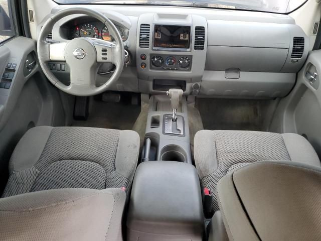 2005 Nissan Frontier Crew Cab LE
