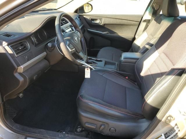 2016 Toyota Camry le