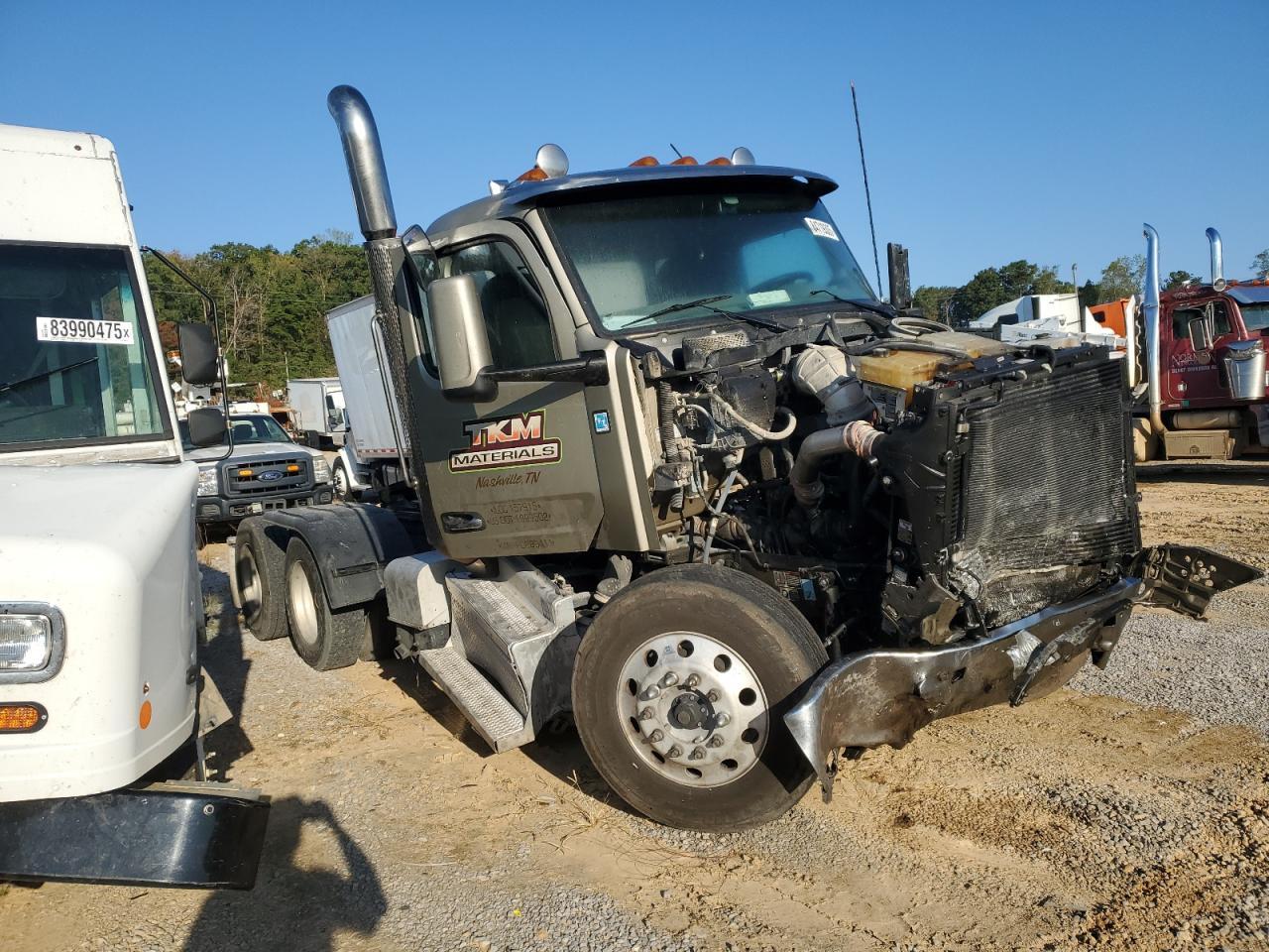 2023 Peterbilt 567 Semi Truck