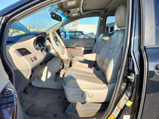 2013 Toyota Sienna xle
