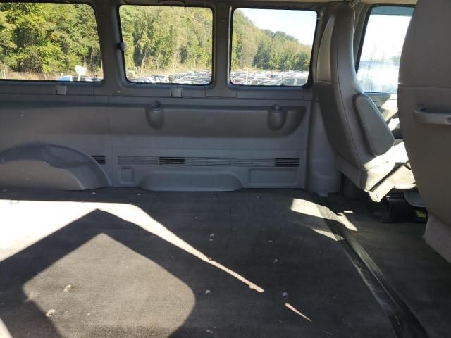 2015 Chevrolet Express G2500 LT