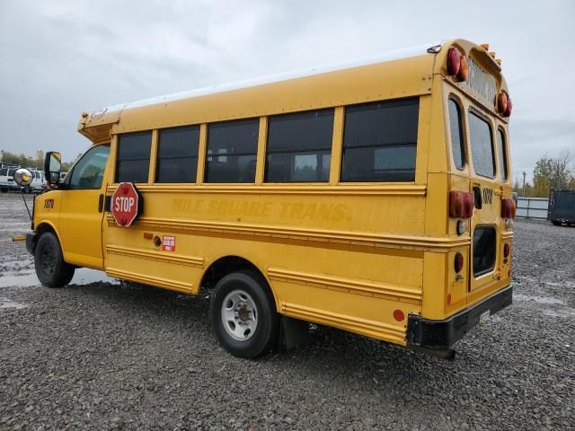 2006 GMC Savana Cutaway G3500