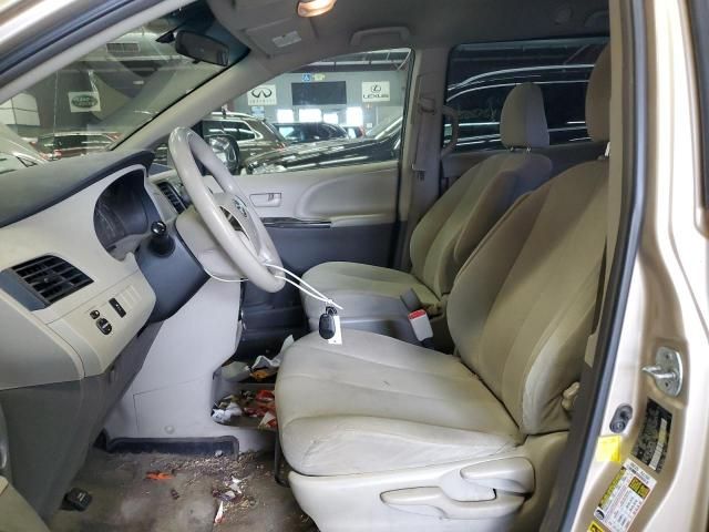 2013 Toyota Sienna