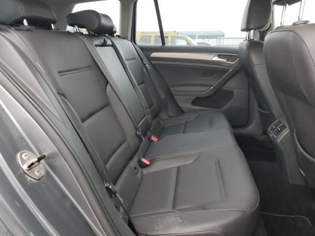 2015 Volkswagen Golf Sportwagen S