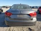 2014 Volkswagen Passat s