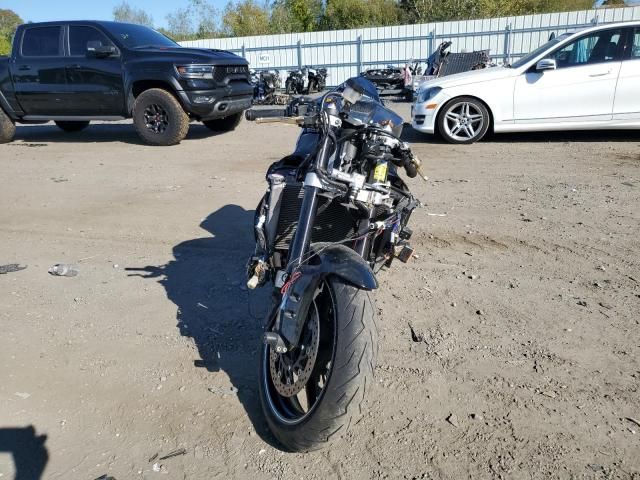 2010 Yamaha YZFR1