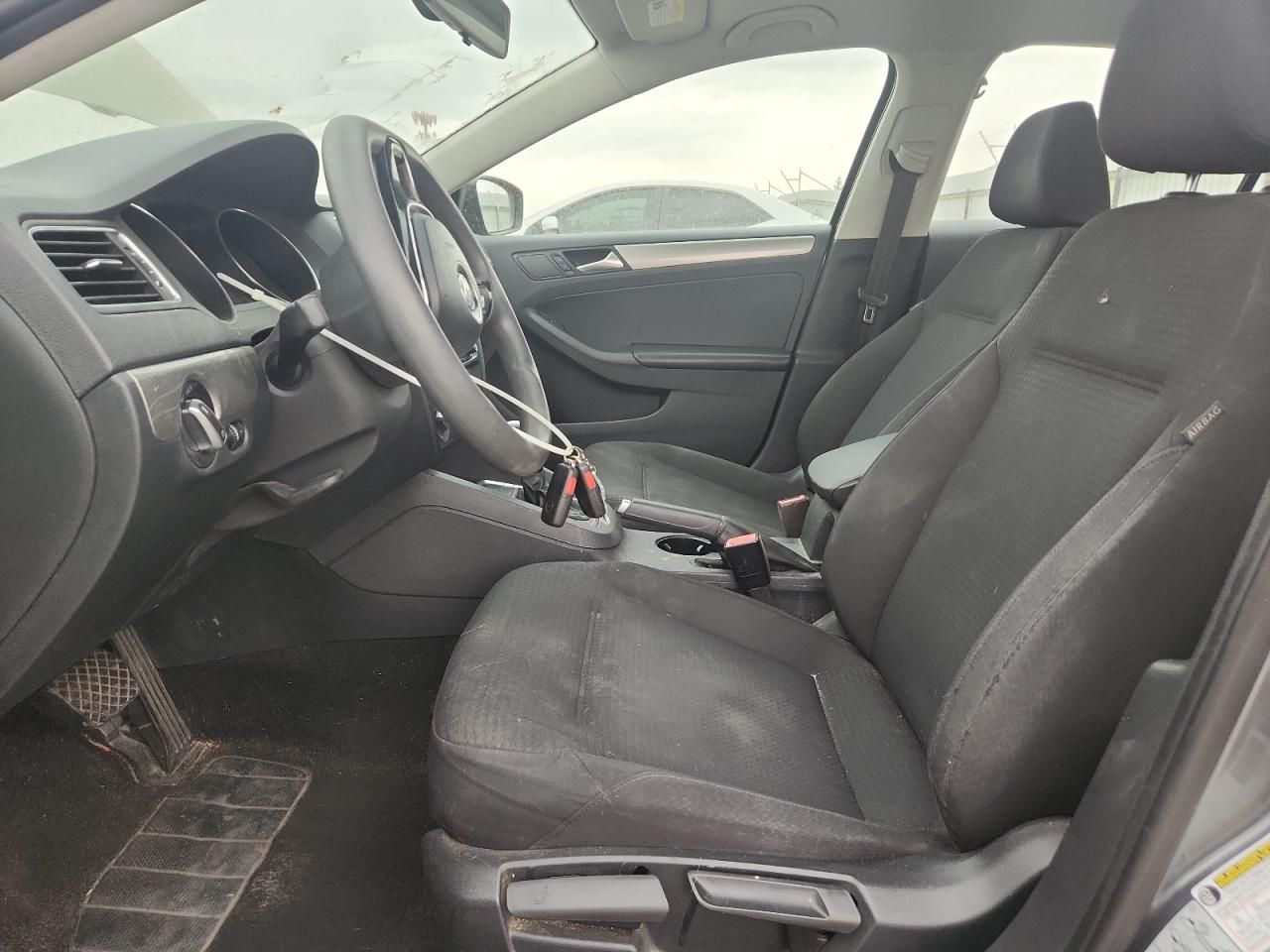 2016 Volkswagen Jetta se