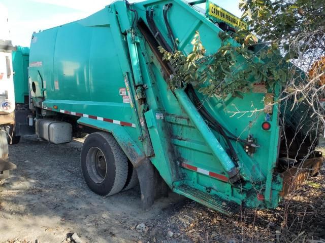 2016 Autocar Xpert Refuse Truck