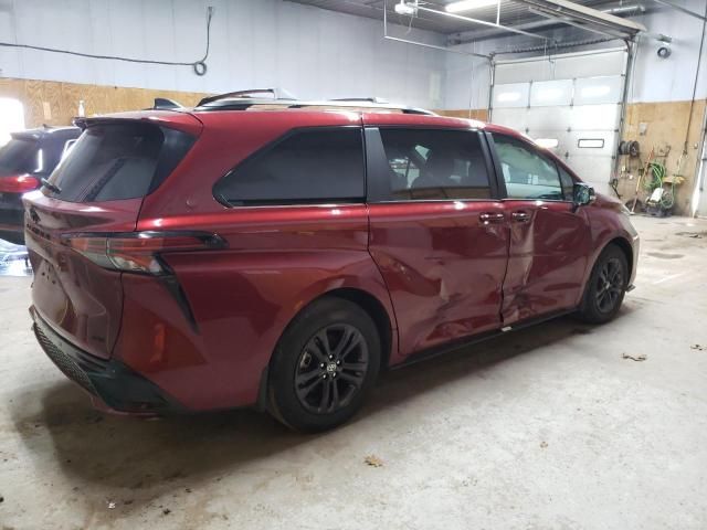 2025 Toyota Sienna XSE