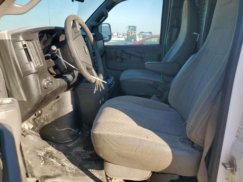 2017 Chevrolet Express G2500