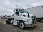 2013 Freightliner Cascadia Semi Truck