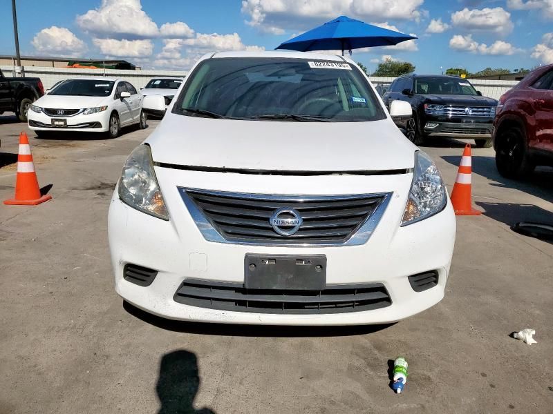 2014 Nissan Versa S