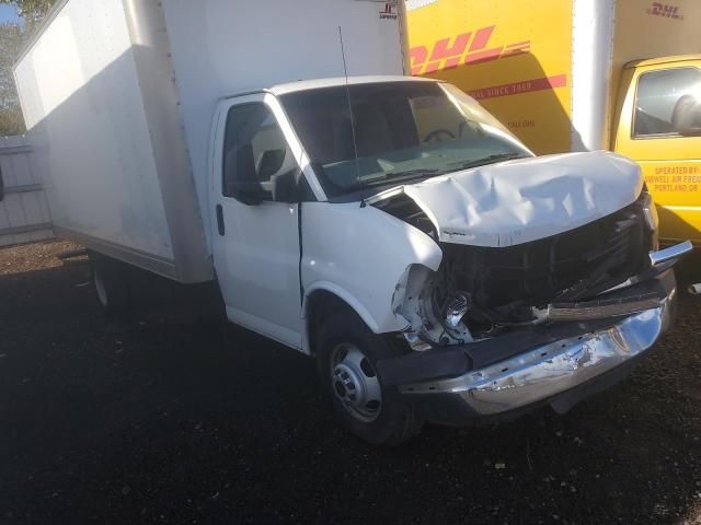 2012 GMC Savana Cutaway G3500
