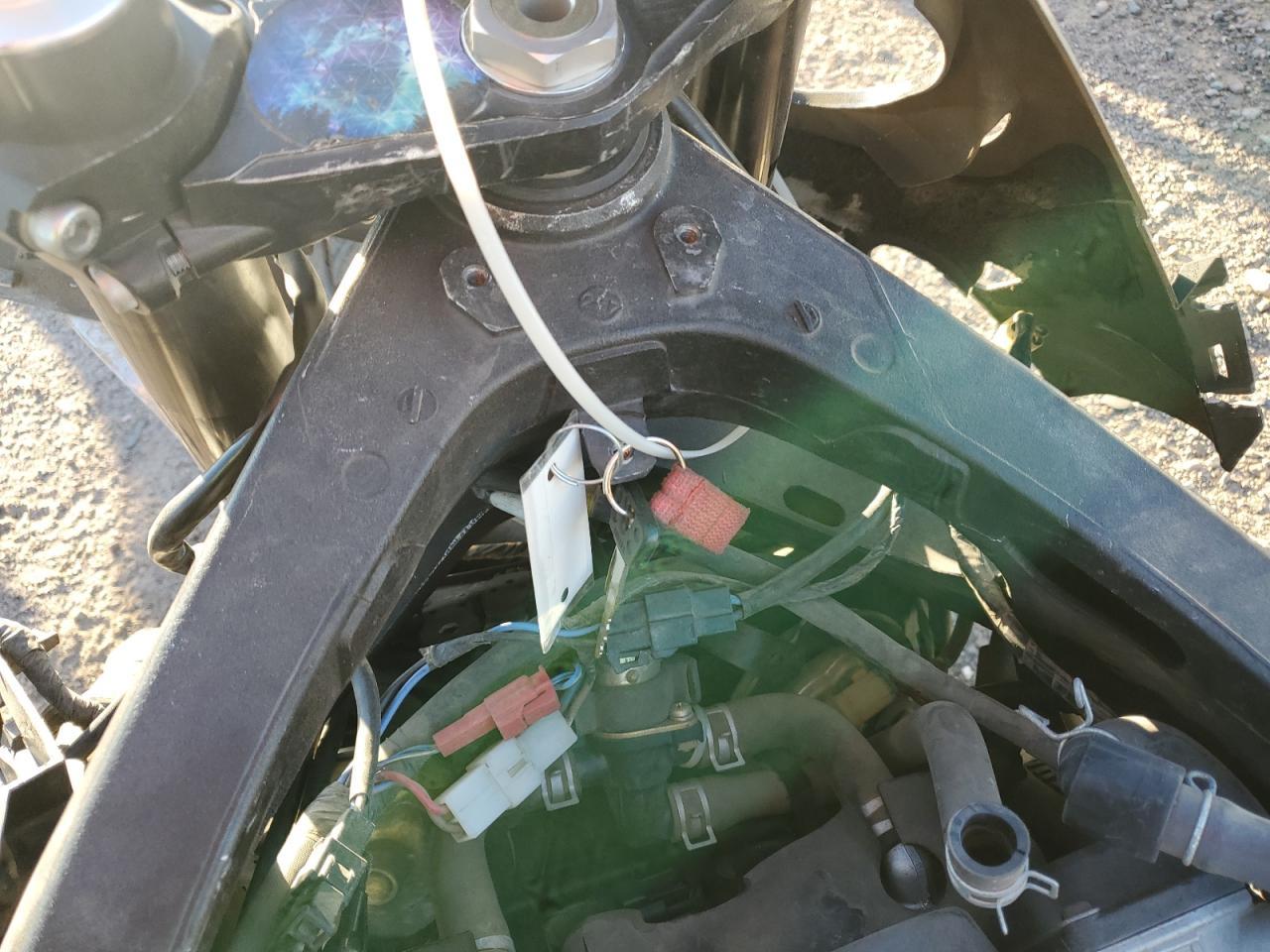 2005 Yamaha YZFR6 L