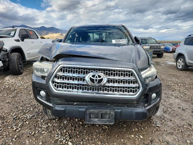 2016 Toyota Tacoma Double cab