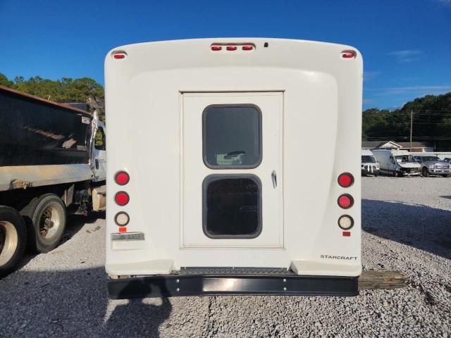 2019 Ford Econoline E450 Super Duty Cutaway Van