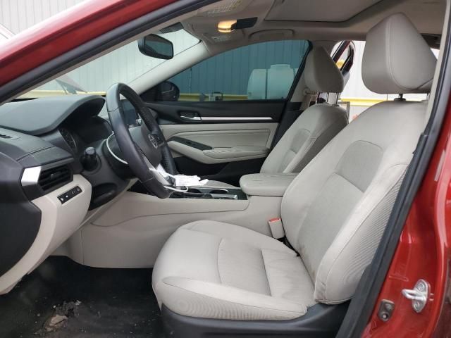 2019 Nissan Altima SV