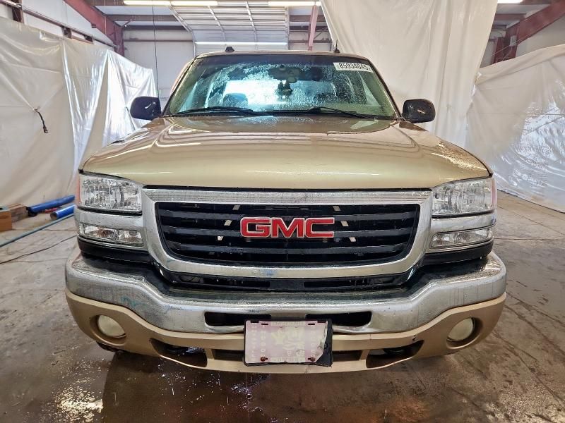 2004 GMC Sierra K2500 Heavy Duty