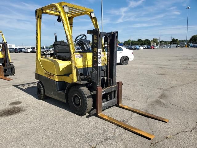 2001 Hyster Forklift