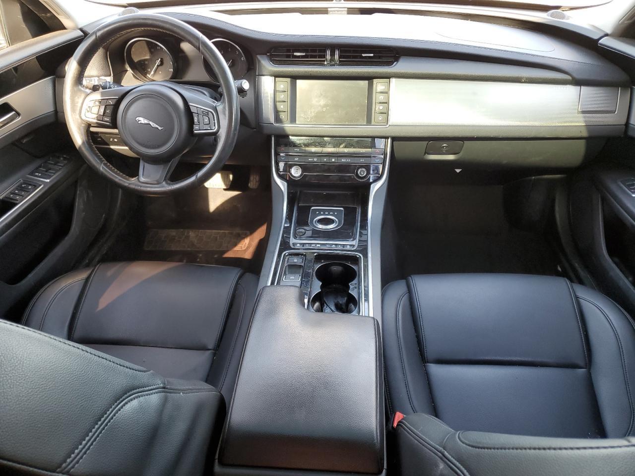 2016 Jaguar Xf Premium