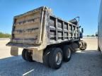 1995 Mack 600 RD600