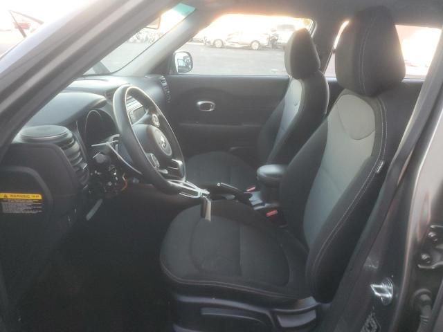 2017 KIA Soul +